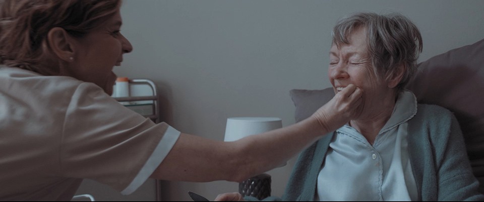 Frau Fleischer will sterben!