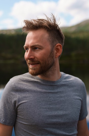 BAE - language of a friendship